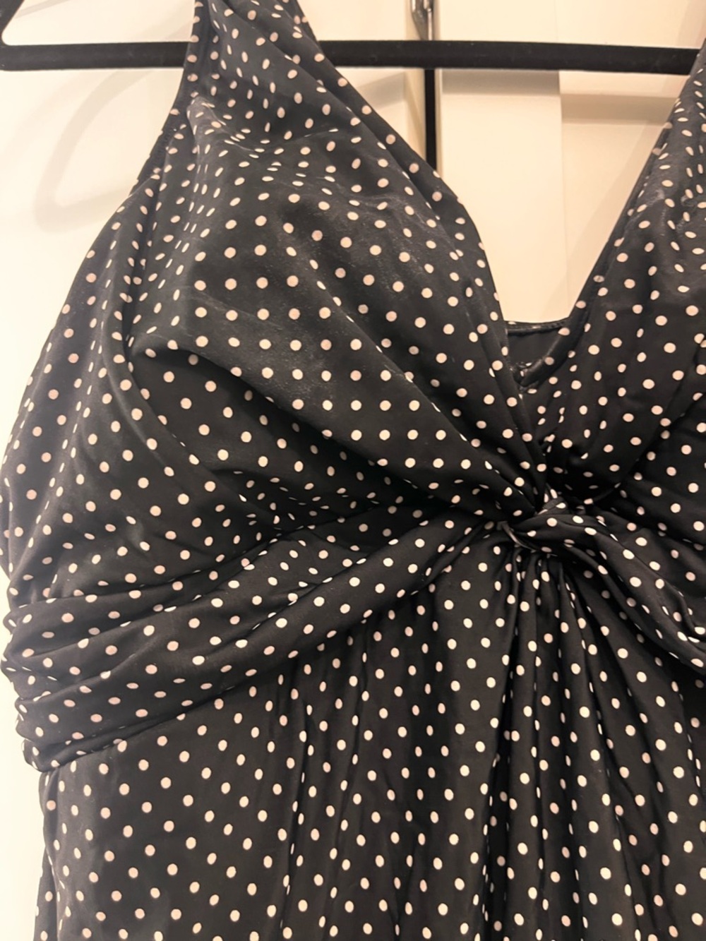 Miraclesuit polka dot Black Swimwear skirted bathing suit with Subtle Stitching - Picture 2 of 5